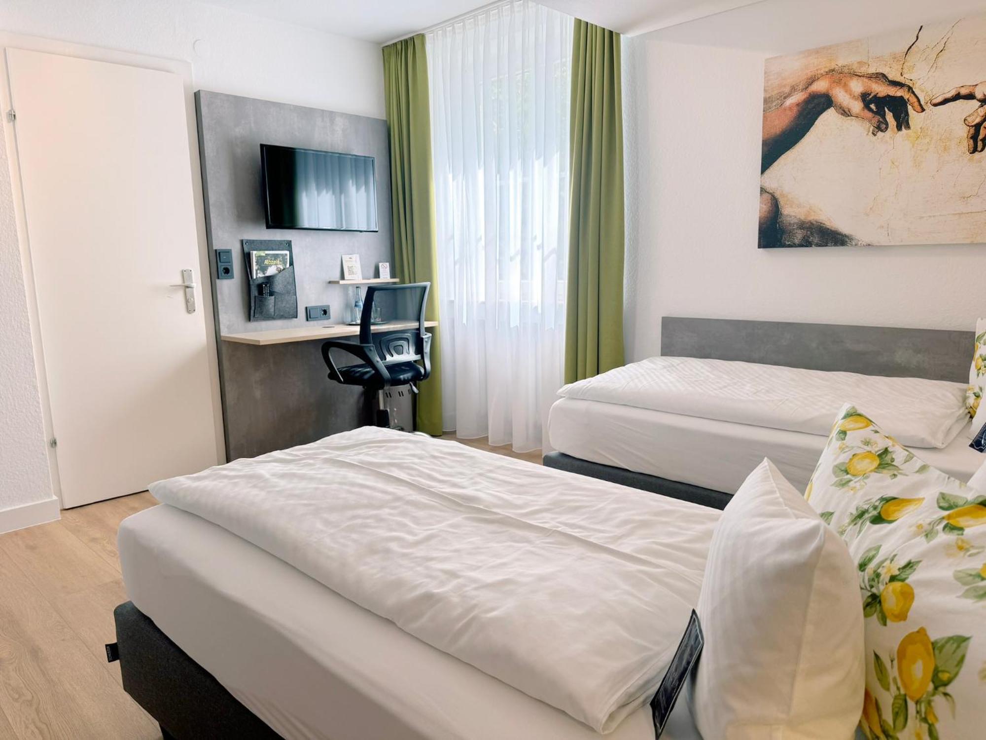 Hotel Restaurant Thum Балинген Экстерьер фото