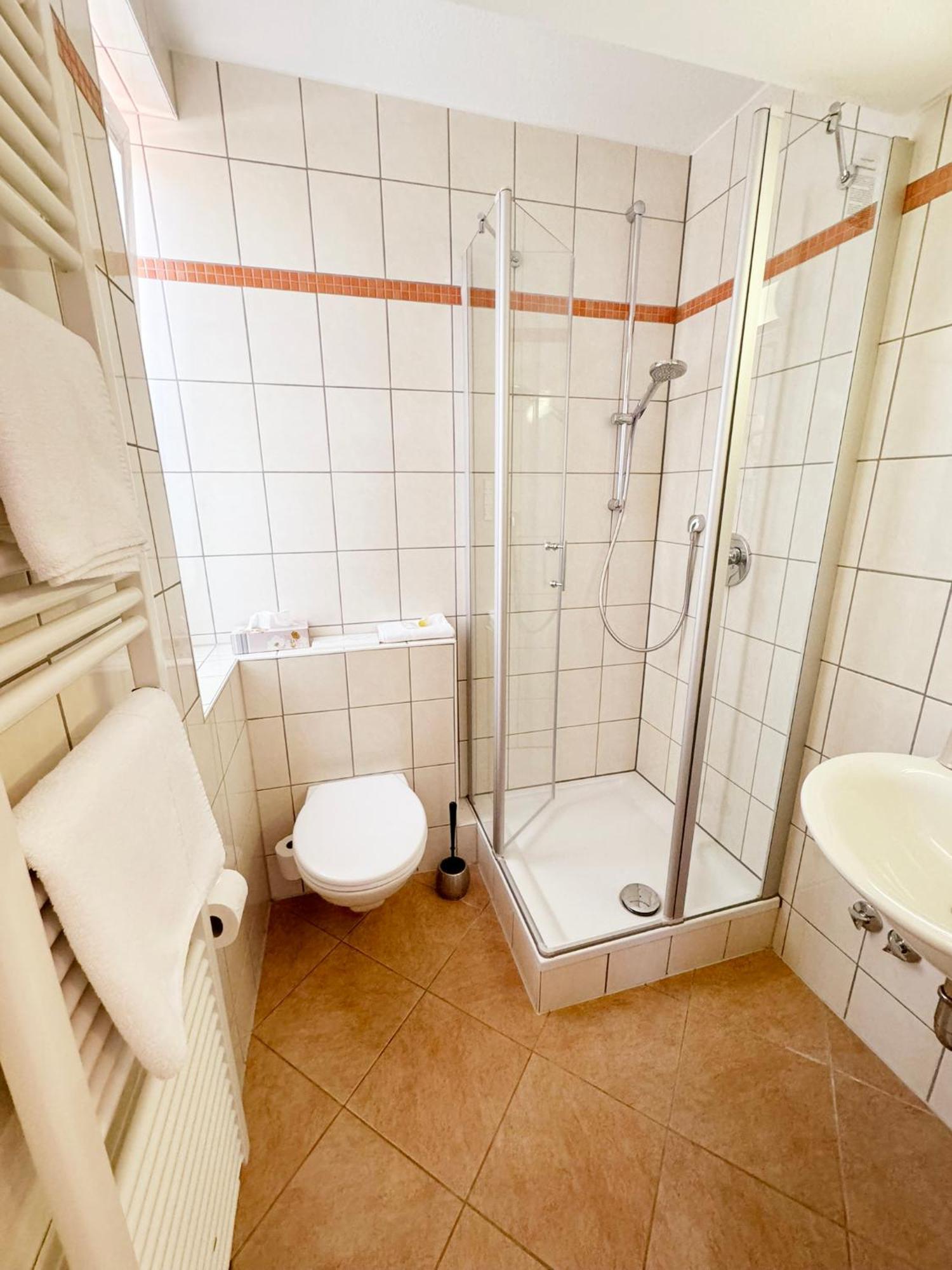 Hotel Restaurant Thum Балинген Экстерьер фото